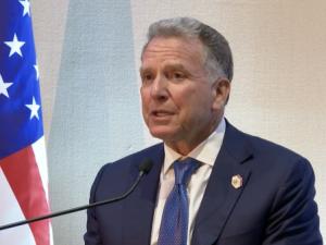 عائلات إسرائيلية تطالب ويتكوف بتقديم مقترح جديد لإعادة الأسرى من غزة