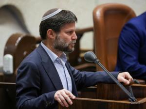 رئيس المحكمة العليا الإسرائيلية يتصدى لتصريحات سموتريتش ويؤكد استمراره بقيادة السلطة القضائية