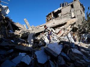 الحرب على غزة | توغل آليات الاحتلال في محيط مخيم جباليا