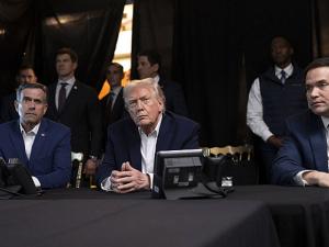 تقرير: إدارة ترامب ناقشت كيفية شن هجوم على إيران... "مستعدون للمساعدة"