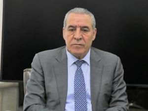 يزور أمين المجلس الأعلى للأمن القومي الإيراني علي لاريجاني، غداً الثلاثاء، العاصمة العُمانية مسقط التي استضافت مفاوضات بين طهران وواشنطن للتوصل إلى اتفاق يجنّب الطرفين حرباً هدّد الرئيس الأميركي دونالد ترامب بشنها على الجمهورية الإسلامية. ووفق التلفزيون الإيراني، من المقرّر أن يلتقي لاريجاني المسؤولين رفيعي المستوى العمانيين ويجري معهم مباحثات حول آخر التطورات الإقليمية والدولية والتعاون الثنائي.  وكان "العربي الجديد" قد نقل الليلة الماضية عن مصادر مطلعة أن لاريجاني سيزور مسقط خلال أيام. جاء ذلك فيما أفادت 