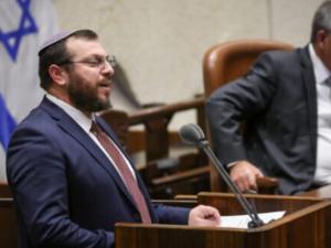 وزير إسرائيلي: العالم يمكنه استيعاب ملايين اللاجئين لكنه لا يسمح لسكان غزة بالانتقال إلى مكان لآخر