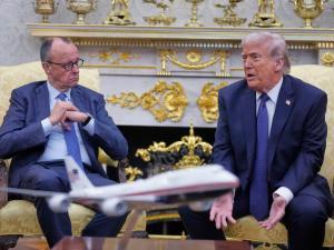 ترامب: دمرنا كل شيء في إيران.. سنقطع العلاقات التجارية مع إسبانيا وأنا مستاء من بريطانيا أيضا