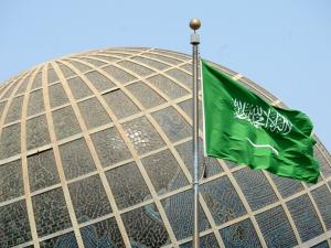 بلومبرغ: السعودية تكثّف اتصالاتها مع إيران لاحتواء الصراع