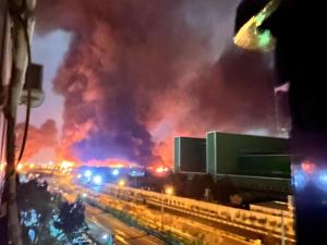 استمرار التصعيد وقطر تتصدى لصواريخ إيرانية