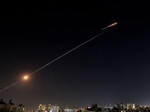 غارات على طهران وهجمات إيرانية على إسرائيل ودول خليجية