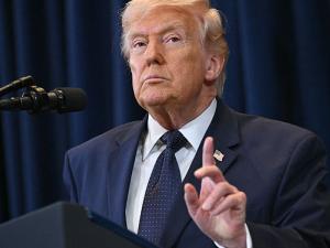 ترامب يحذر حلفاءه من مستقبل "سيئ للغاية" إذا رفضوا المساعدة بفتح هرمز: إسرائيل تعمل معنا على ذلك