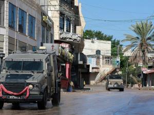 قوات الاحتلال تقتحم بلدة في طوباس وتدمر خطوط مياه