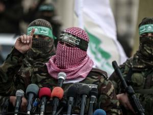 أبو عبيدة يدعو أهل فلسطين للزحف للأقصى خلال شهر رمضان: أولوية “المقاومة” هي وقف الحرب بالكامل