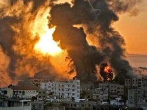 مجزرة جديدة للاحتلال بغزة.. استشهاد عدد من الفلسطينيين من بينهم أطفال في غارات جديدة وسط وشمالي القطاع 