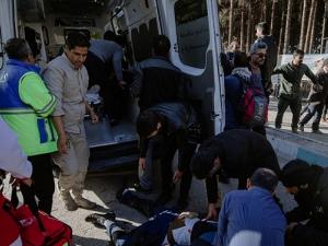 إيران: مقتل 5 عناصر أمن في "هجوم إرهابي" استهدف نقطتين أمنيتين.. وقتل 8 مسلّحين