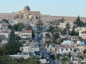 هآرتس: هدم جماعي للمنازل في سلوان يعكس محاولات تهجير أهل القدس لصالح المستوطنين