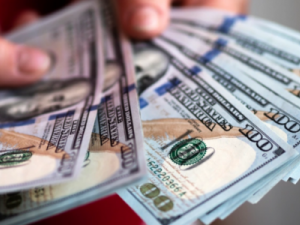 هل استعاد قوته.. كيف جاء سعر الدولار مقابل الشيكل اليوم الخميس؟