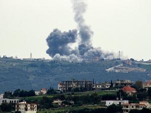 جيش الاحتلال يغير على جنوب لبنان وحزب الله يهاجم أهدافا إسرائيلية
