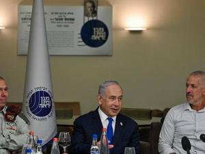 نتنياهو منع رئيسي الموساد والشاباك من الاجتماع بمسؤولين أميركيين