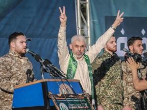 حائرون بمكان السنوار.. واشنطن تطلق حملة لمعرفة مكانه، وإدارة بايدن تستكشف احتمالات تواجده خارج القطاع