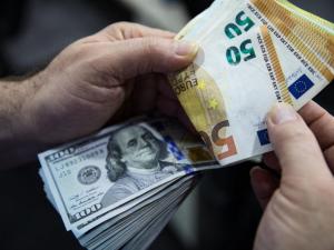 ارتفاع الدولار مجددا.. أسعار صرف العملات مقابل الشيكل اليوم الجمعة 6 أكتوبر 2023