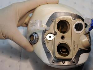 قلب اصطناعي