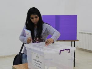 فتح تفوز بانتخابات مجلس طلبة كلية فلسطين