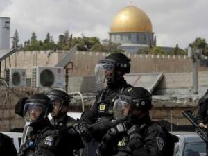 الاحتلال ينفذ حملة اعتقالات لمنع تصعيد أمني محتمل في القدس