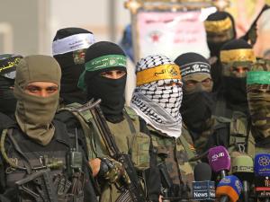 فصائل المقاومة: عملية الطعن بالقدس ردّ طبيعي على جرائم الاحتلال