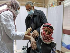 إسرائيل تقرر إدخال لقاحات كورونا إلى غزة دون شروط