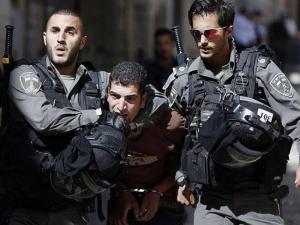 اعتقال شاب بزعم محاولته تنفيذ عملية طعن في القدس