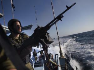 زورق إسرائيلي يخرق المياه الإقليمية اللبنانية