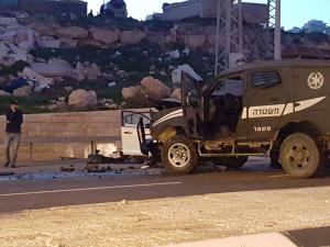 فيديو: شرطة الاحتلال تطلق النار على 3 شبّان قرب القدس