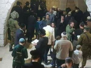 الاحتلال ومستوطنوه يقتحمون نابلس ويعيدون ترميم "قبر يوسف"