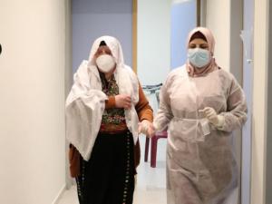 وفاتان و250 إصابة جديدة بكورونا بالضفة وغزة