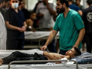 تحذيرات من توقف الخدمات الصحية في غزة خلال 72 ساعة