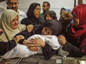 محدث حصيلة..115 شهيداً بينهم 27 طفلاً و11 سيدة ونحو 600 اصابة في العدوان الاسرائيلي على غزة