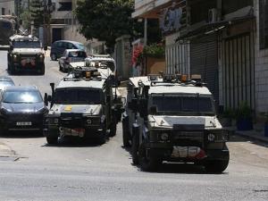 قوات الاحتلال تقتحم قلقيلية: أنباء عن اختفاء مستوطنَيْن دخلا المدينة