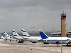 مصر تطلب تجنب المجال الجوي لإيران، وبريطانيا تحذر من التحليق فوق بيروت، و20 شركة دولية تلغي رحلاتها لإسرائيل