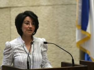 حنين الزعبي