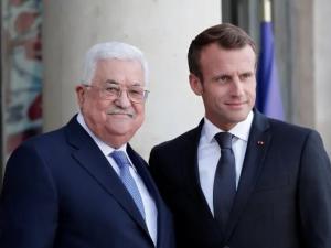 ماكرون يلتقي عباس لبحث العلاقات مع إسرائيل