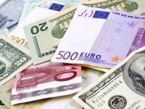 أسعار صرف العملات اليوم الاثنين 19/10/2020