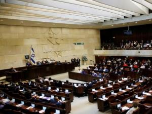 الكنيست يصوت على قانون "منع لم الشمل" للعائلات الفلسطينية