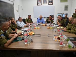 خطة وزير الجيش الإسرائيلي لهدم منازل الفلسطينيين بالضفة