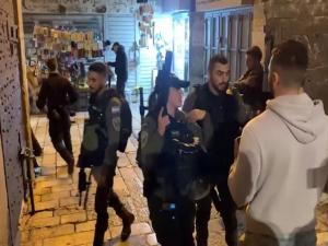 إصابة شرطي إسرائيلي في عملية طعن بالقدس