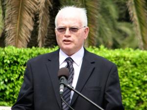 عاموس غلعاد