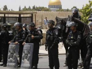 الاحتلال يشدد من إجراءاته العسكرية في محيط القدس