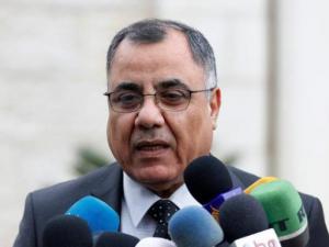 أزمة الرواتب.. 