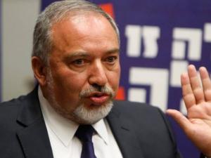 ليبرمان ينوي ترشيح نفسه لرئاسة الوزراء بإسرائيل