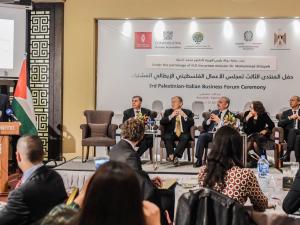 انعقاد المنتدى الِثالث لمجلس الأعمال الفلسطيني الإيطالي المشترك في رام الله بحضور رئيس الوزراء ورجال الأعمال