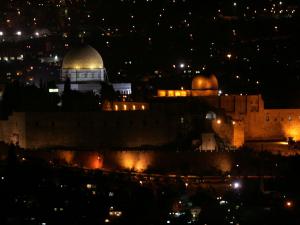 إصابة إسرائيلي بعد طعنه بالقدس