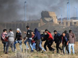 استشهاد فلسطيني شرق مخيم البريج برصاص الجيش الإسرائيلي