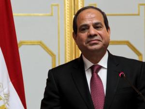 السيسي يعد بالحزم عشية تظاهرات مناهضة له