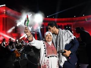 Mbc تحذف "علي الكوفية" لمحمد عساف.. وسخط بمواقع التواصل